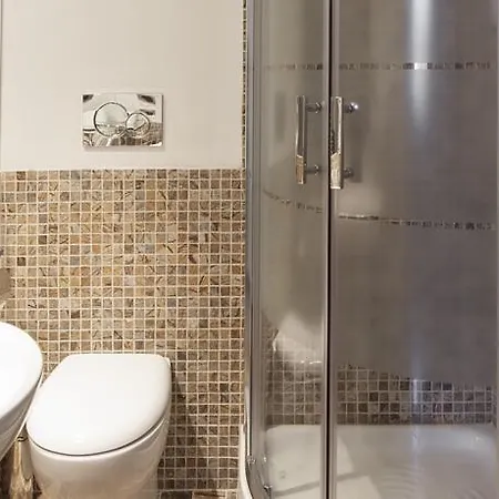 Ekoliving Bed and breakfast 3*