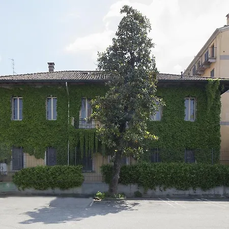 Ekoliving Bed and breakfast 3*